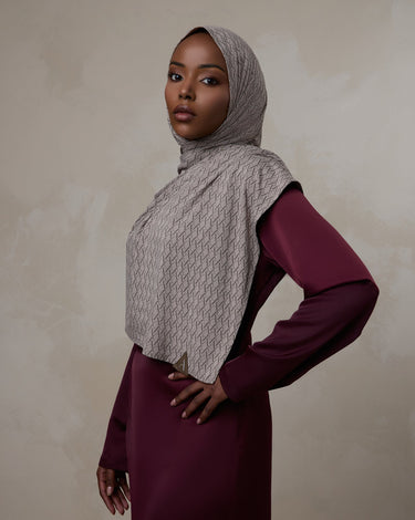 Icon Monogram Hoofddoek, Earthen Taupe